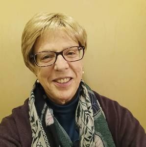 Meet your Posher, Connie